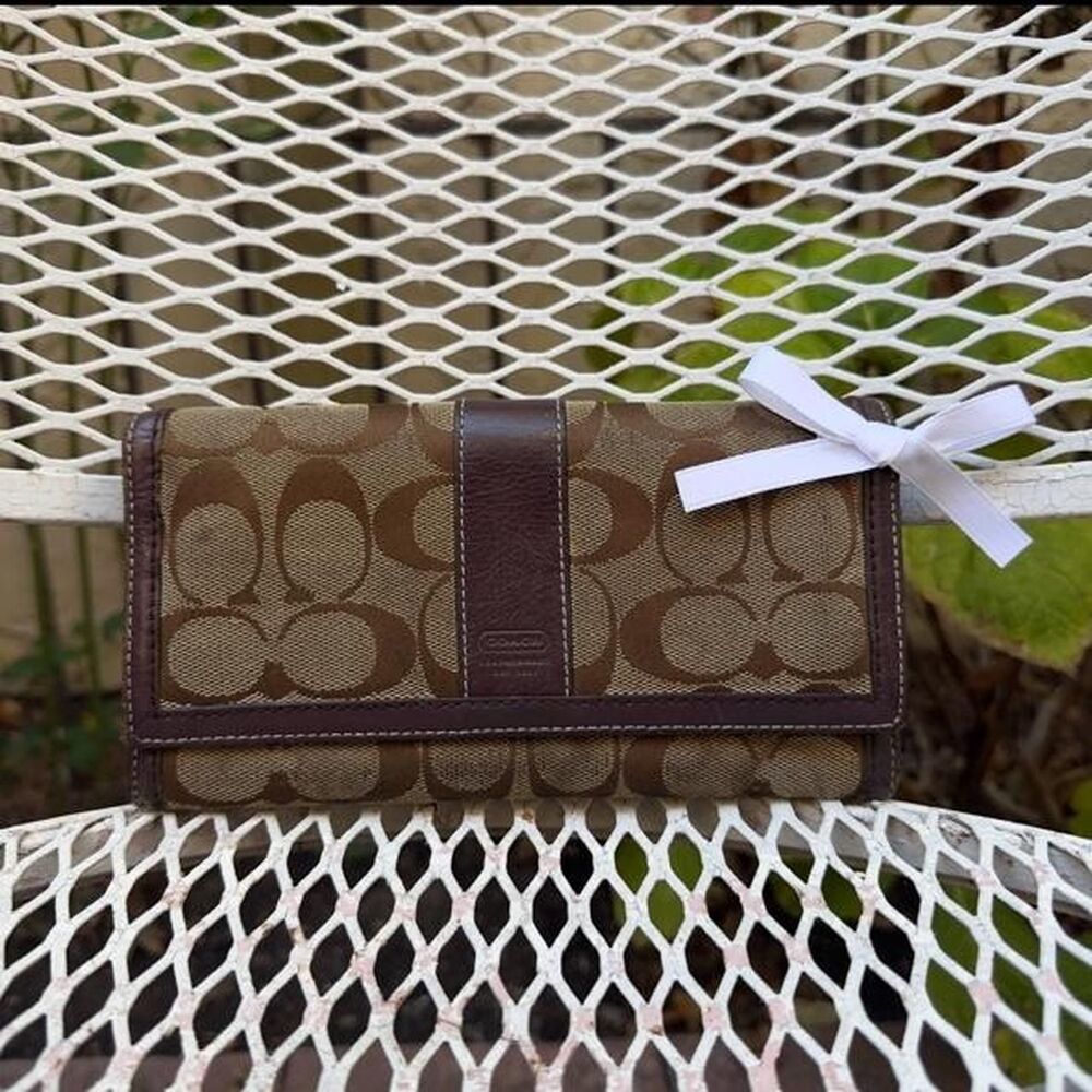 Coach Women's Brown Wallet-purses